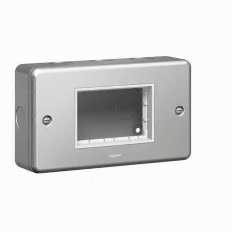 SYNERGY - CARRIER PLATE - FOR 3 MOSAIC MODULE - 2 GANG - METALCLAD