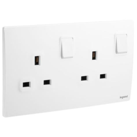 MALLIA SENSES - 2 GANG BS SWITCHED SOCKET OUTLET DOUBLE POLE - 13A - MATT WHITE