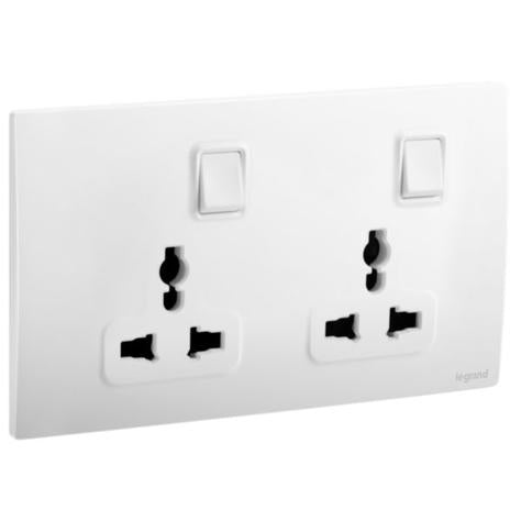 MALLIA SENSES - 2 GANG MULTISTANDARD SWITCHED SOCKET OUTLET - MATT WHITE