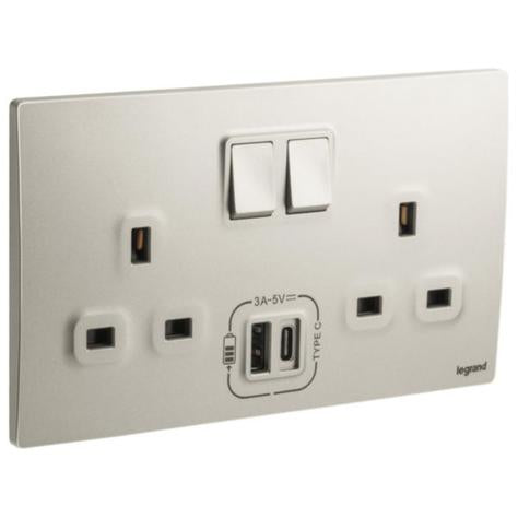 MALLIA SENSES - 2 GANG BRITISH STANDARD SWITCHED SOCKET OUTLET SINGLE POLE - 13A - WITH 3000MA A AND C TYPES USB CHARGERS - CHAMPAGNE