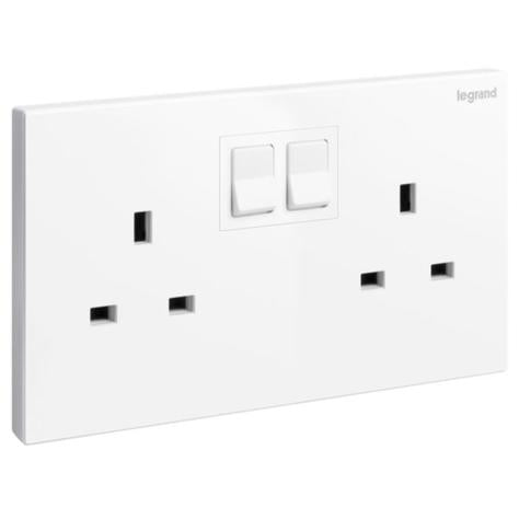 GALION - 2 GANGS BRITISH STANDARD SWITCHED SINGLE POLE SOCKET OUTLET - 13A - WHITE