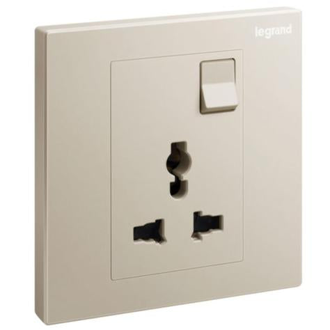 GALION - 1 GANG MULTISTANDARD SWITCHED SOCKET OUTLET - CHAMPAGNE