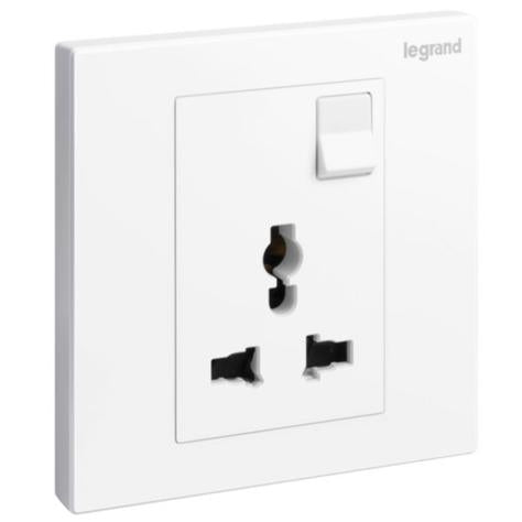 GALION - 1 GANG MULTISTANDARD SWITCHED SOCKET OUTLET - WHITE