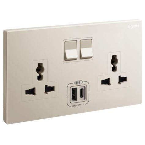 GALION - 2 GANGS MULTISTANDARD SWITCHED SOCKET OUTLET WITH 3A TYPE-A AND TYPE-C USB CHARGERS - CHAMPAGNE