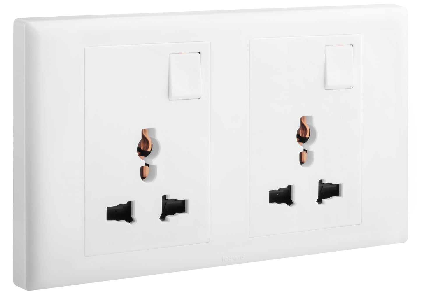 ELOE - 2 GANG MULTISTANDARD SINGLE POLE SWITCHED SOCKET - WHITE