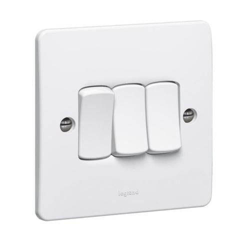 SYNERGY - SINGLE POLE SWITCH - 3 GANG - 2 WAY - 10 AX 250 V~ - WHITE