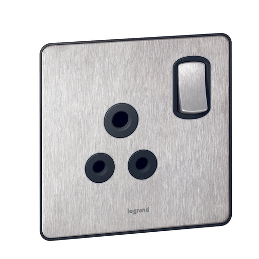 SYNERGY SLEEK - 1 GANG SWITCHED SINGLE POLE SOCKET OUTLET 5A